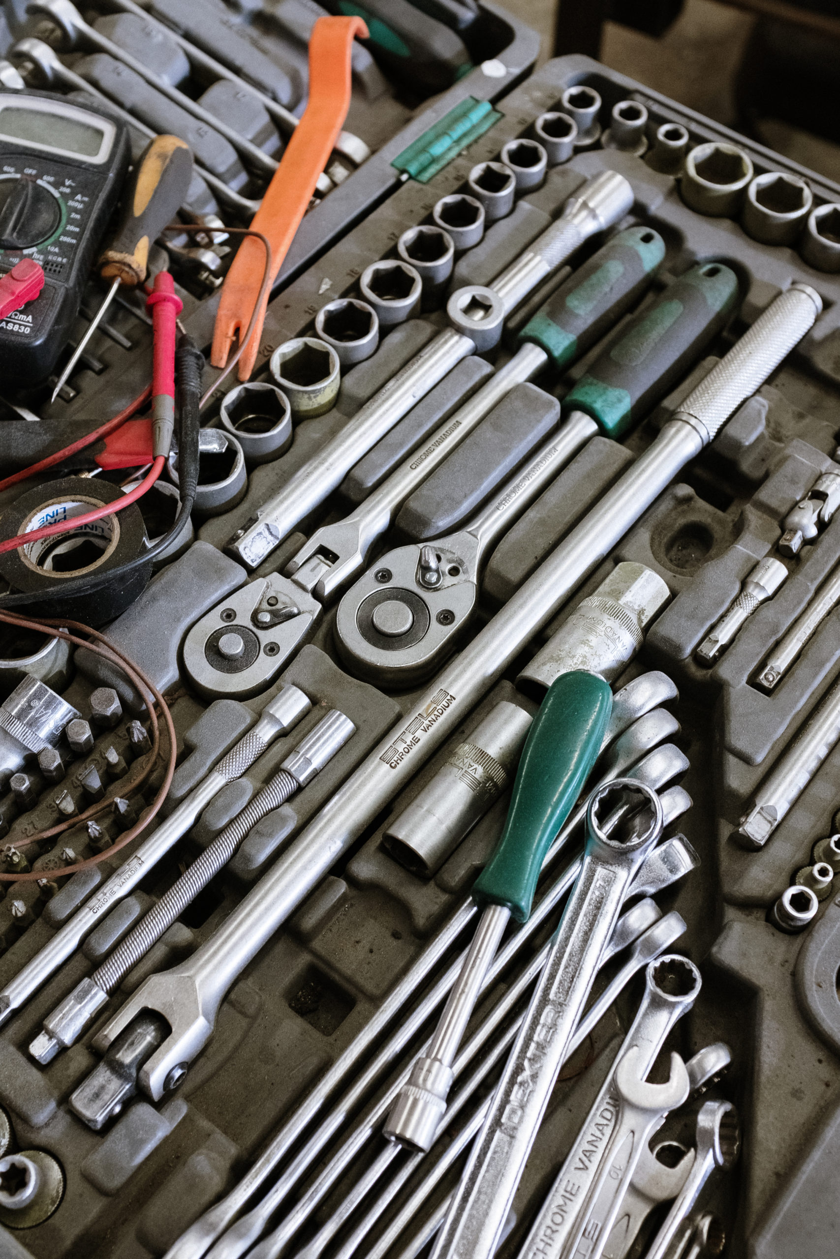 silver-and-green-screw-driver-4480453
